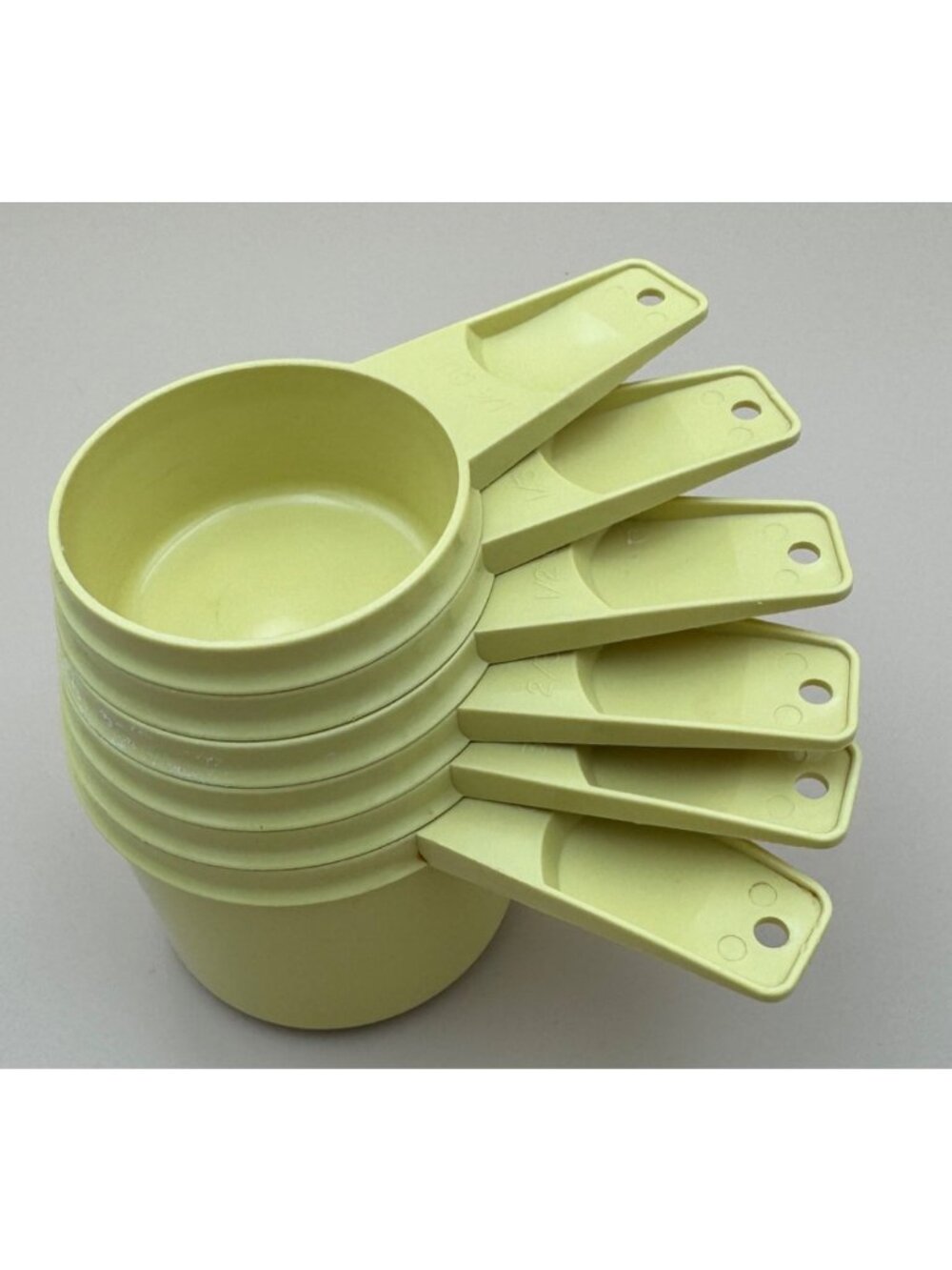 Vintage Tupperware Measuring Cups Yellow Nesting Set of 6 #761-766